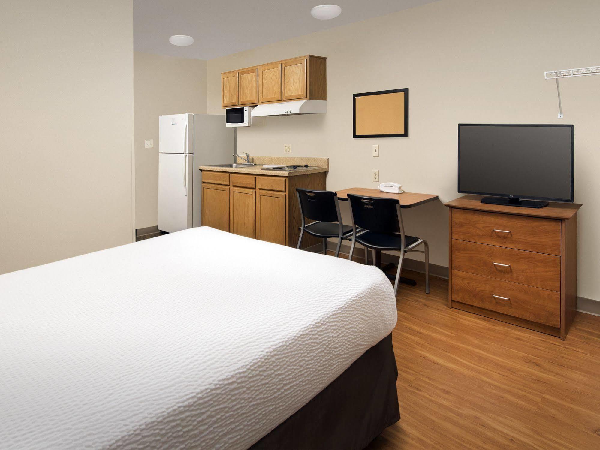 Hotel Woodspring Northeast